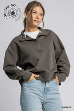 Umgee Luxeknit Scallop Hem Pullover In Shadow