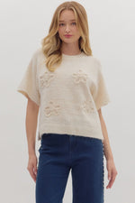 ENTRO Short Sleeve Sweater With Pearl Embellished Flower In Cream