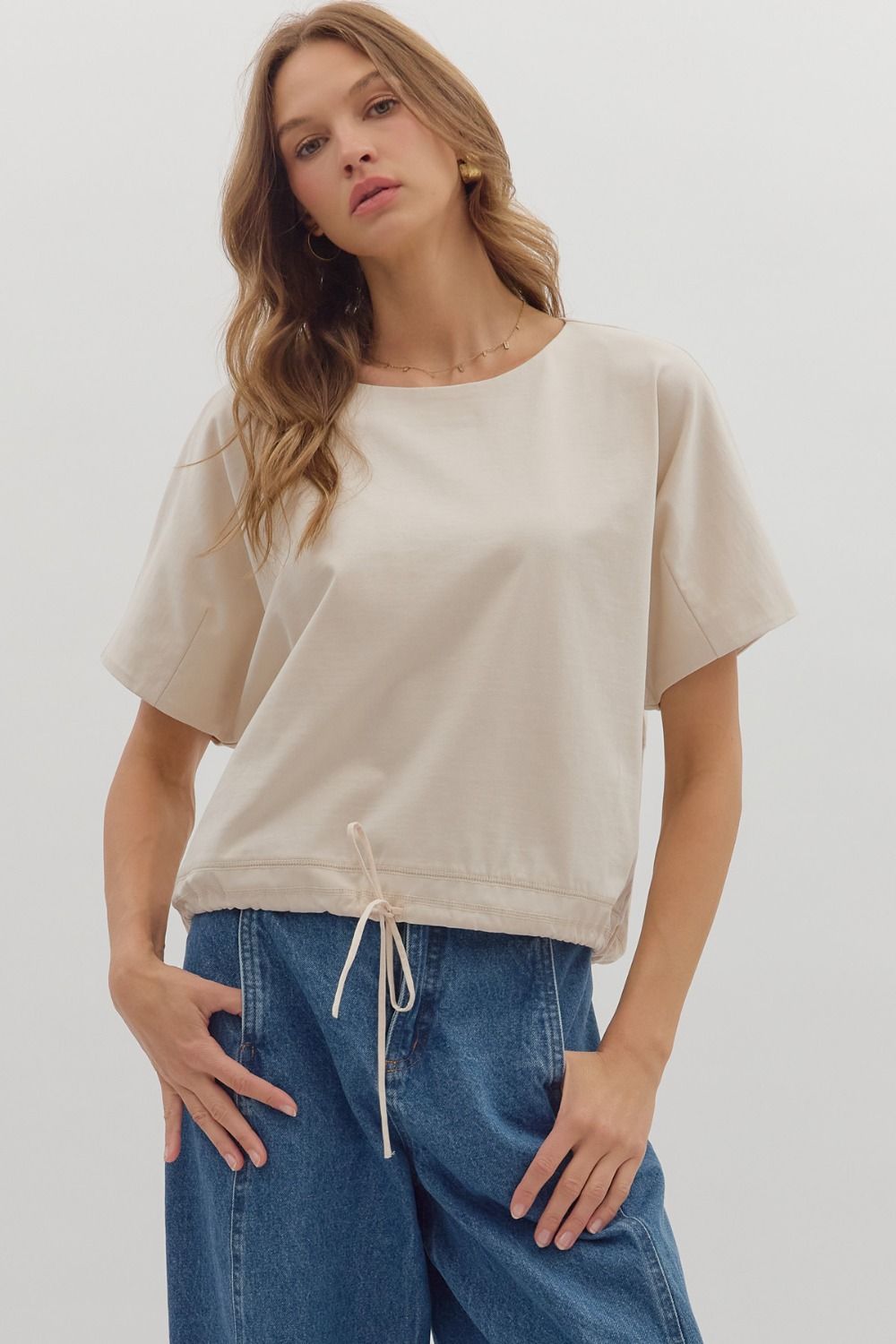 Entro Solid Short Sleeve Round Neck Top With Adjustable Hem In Ecru *COMING SOON*
