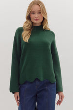ENTRO Solid Pullover Sweater With Scalloped Trim In Hunter Green