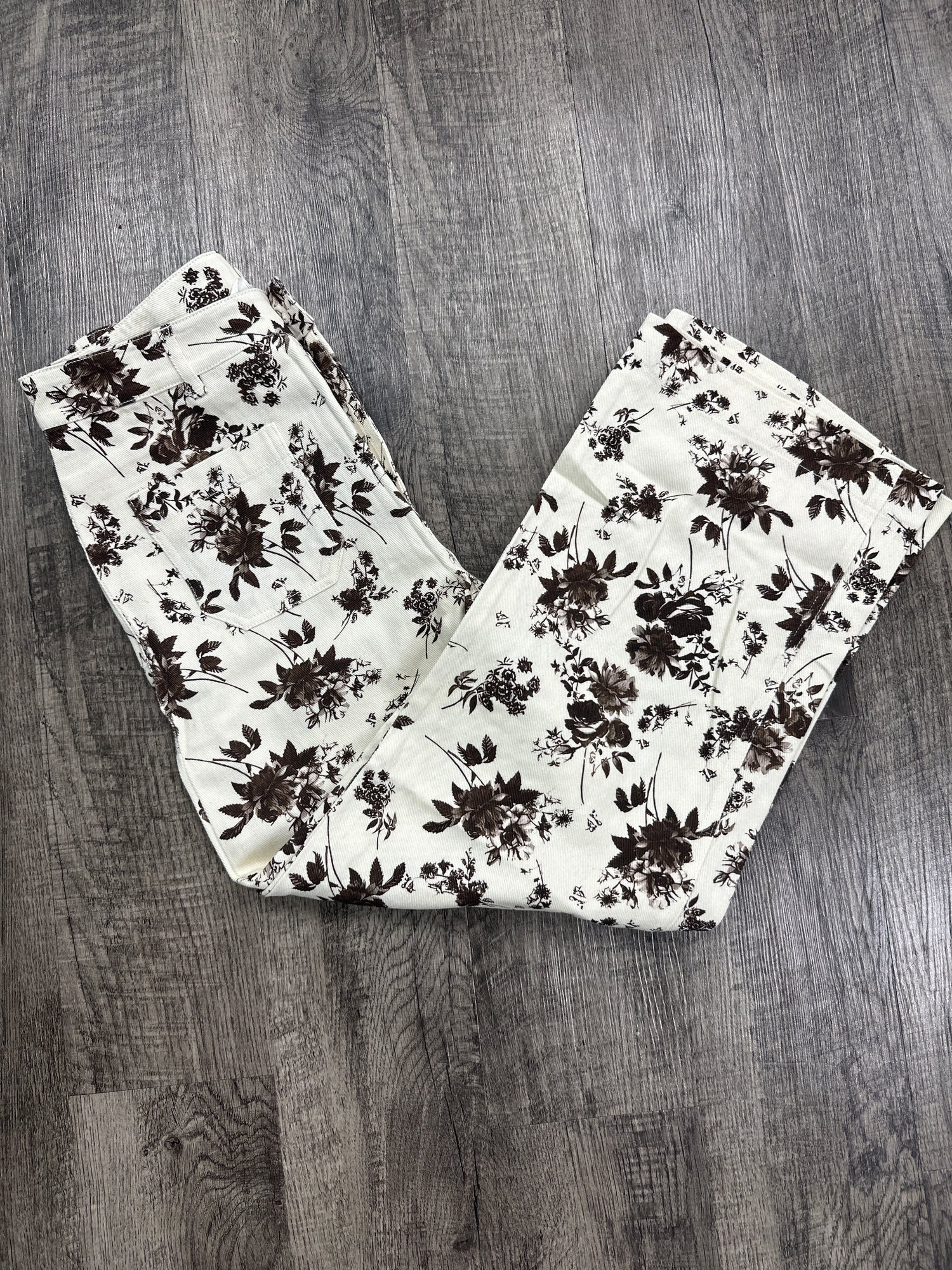 ENTRO Floral Pant In Dusty Ecru