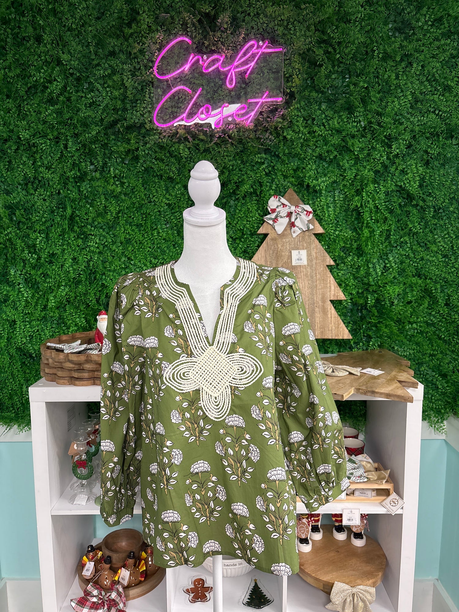 Entro Floral Print Puff Sleeve Top With Knot Trim Detail In Olive