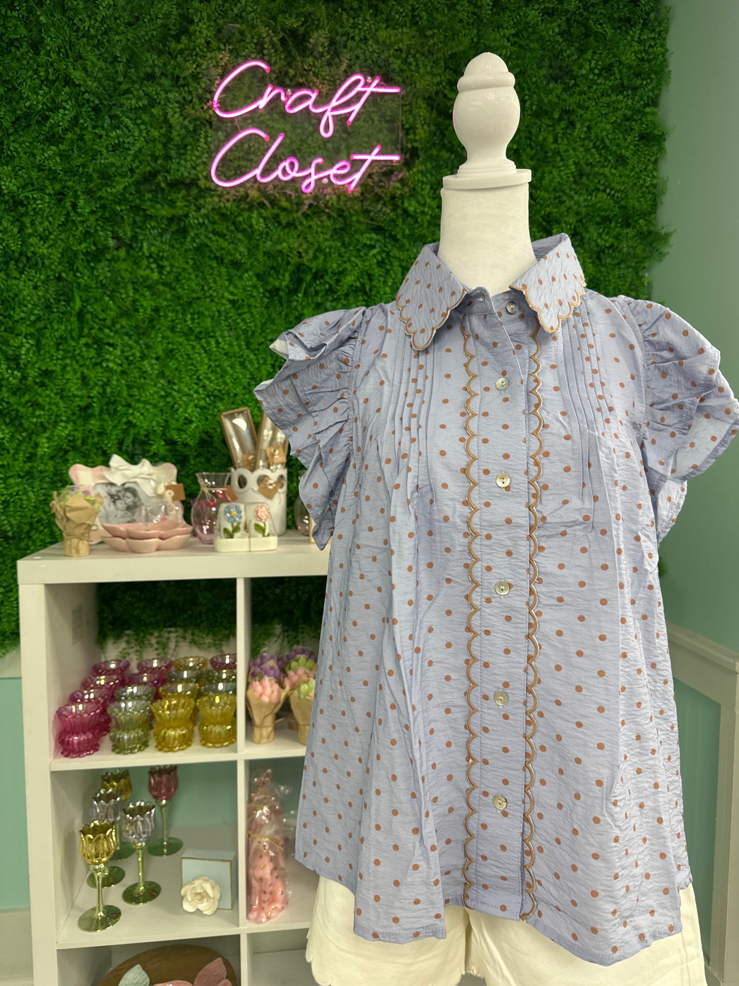 ENTRO Polka Dot Flutter Sleeve Top With Scallop Trim Detail In Chambray