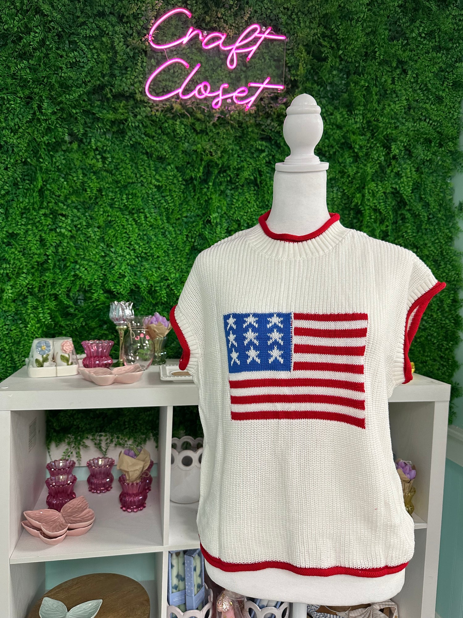 Barefoot Ladies Sleeveless Knit Flag Top