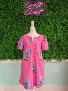 Barefoot Ladies #2078 Rose Floral Short Sleeve Split Neck Loose Mini Dress