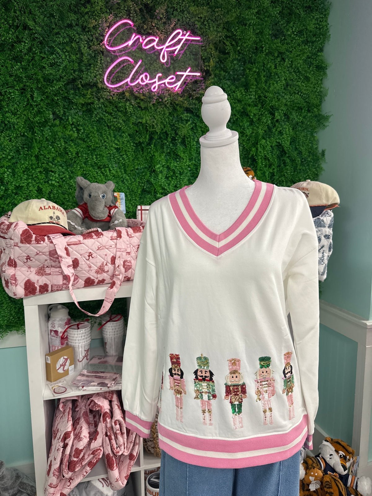 Mary Square Hazel Large Nutcracker Sweatshirt