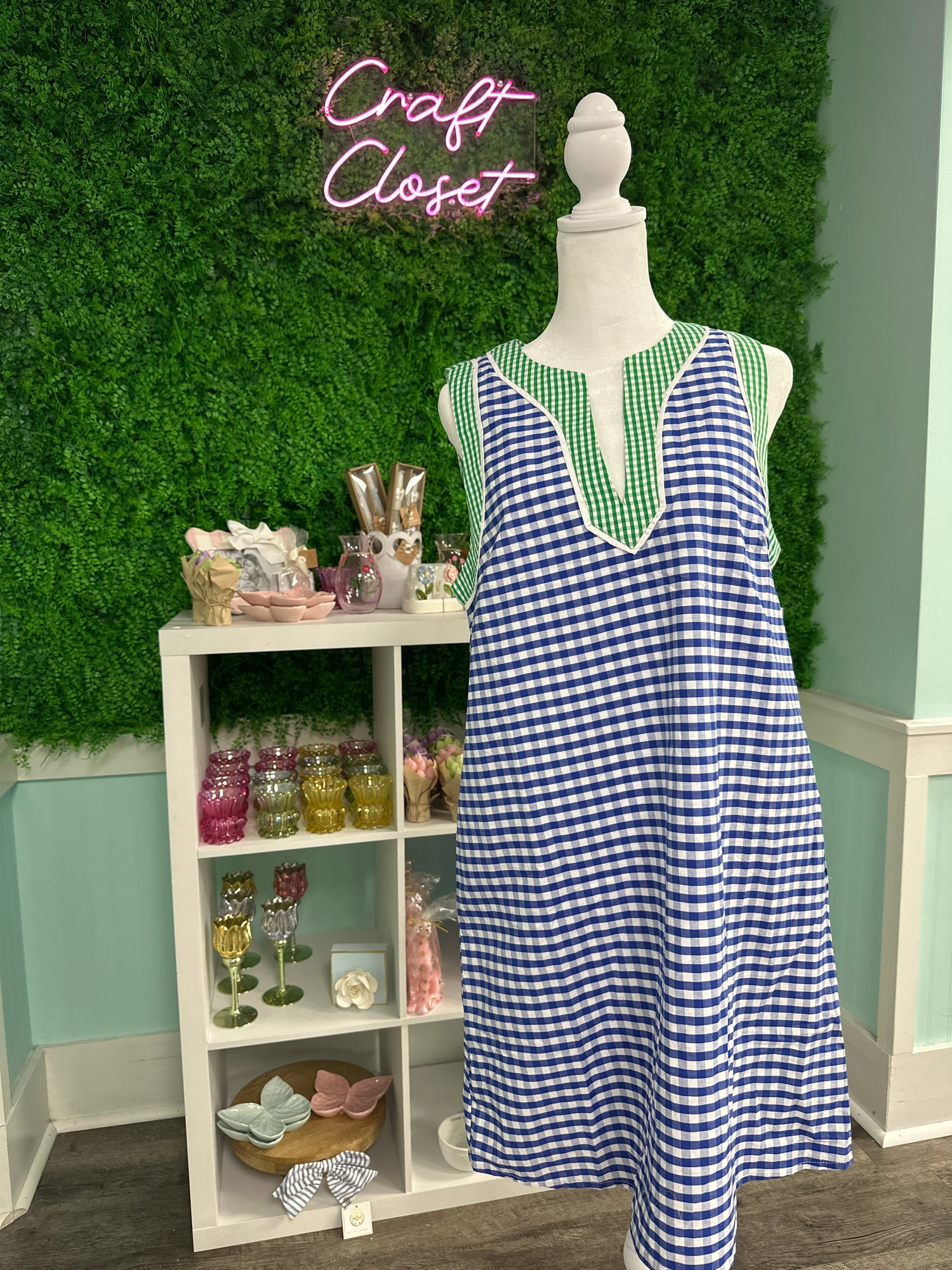 ENTRO Gingham Sleeveless Mini Dress In Navy