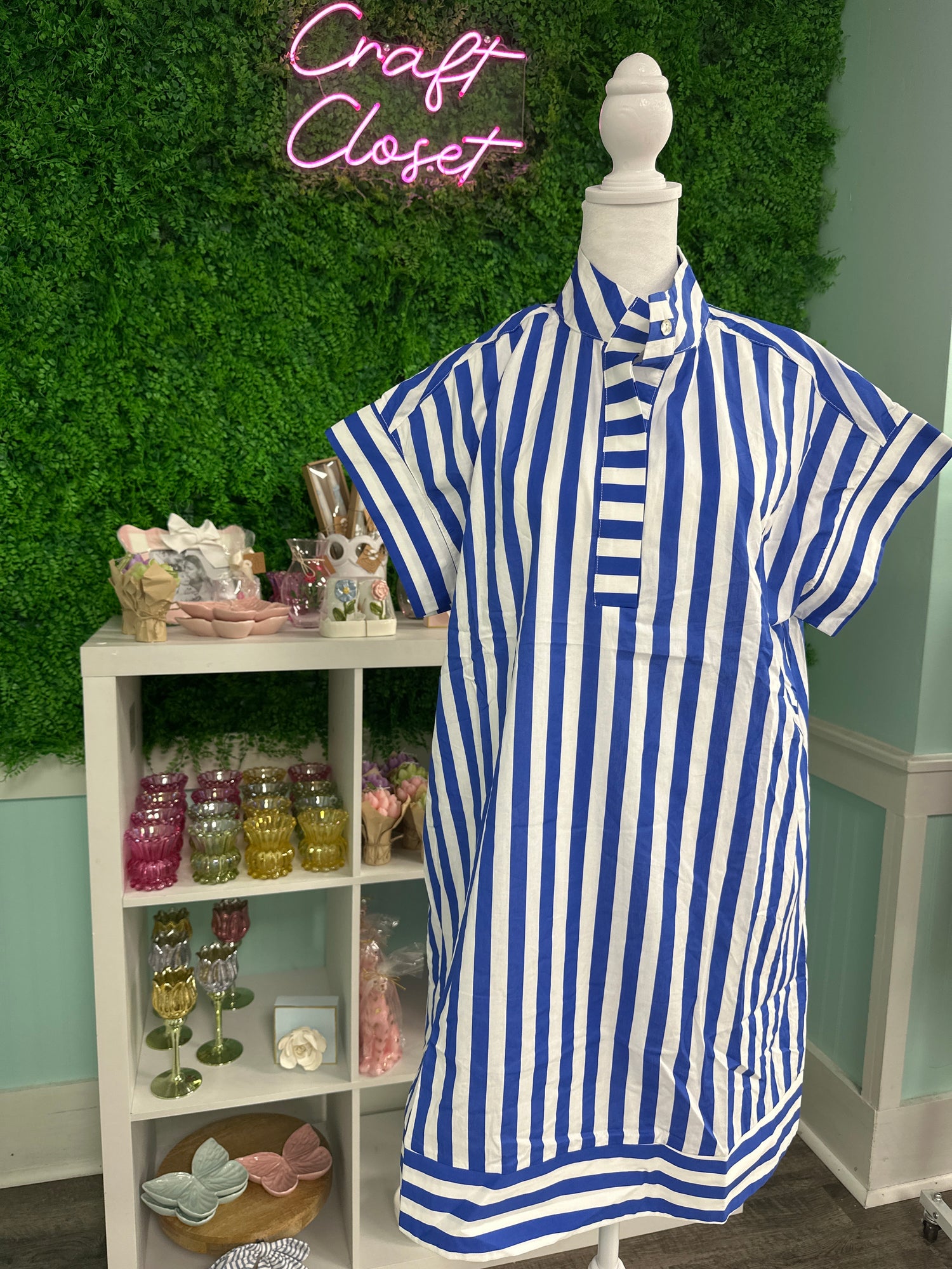 Entro Striped Cap Sleeve Mini Dress In Blue