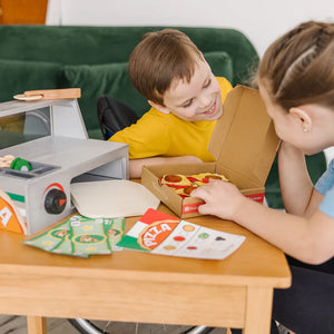 Melissa & Doug- Top & Bake Pizza Counter - Wooden Play Food