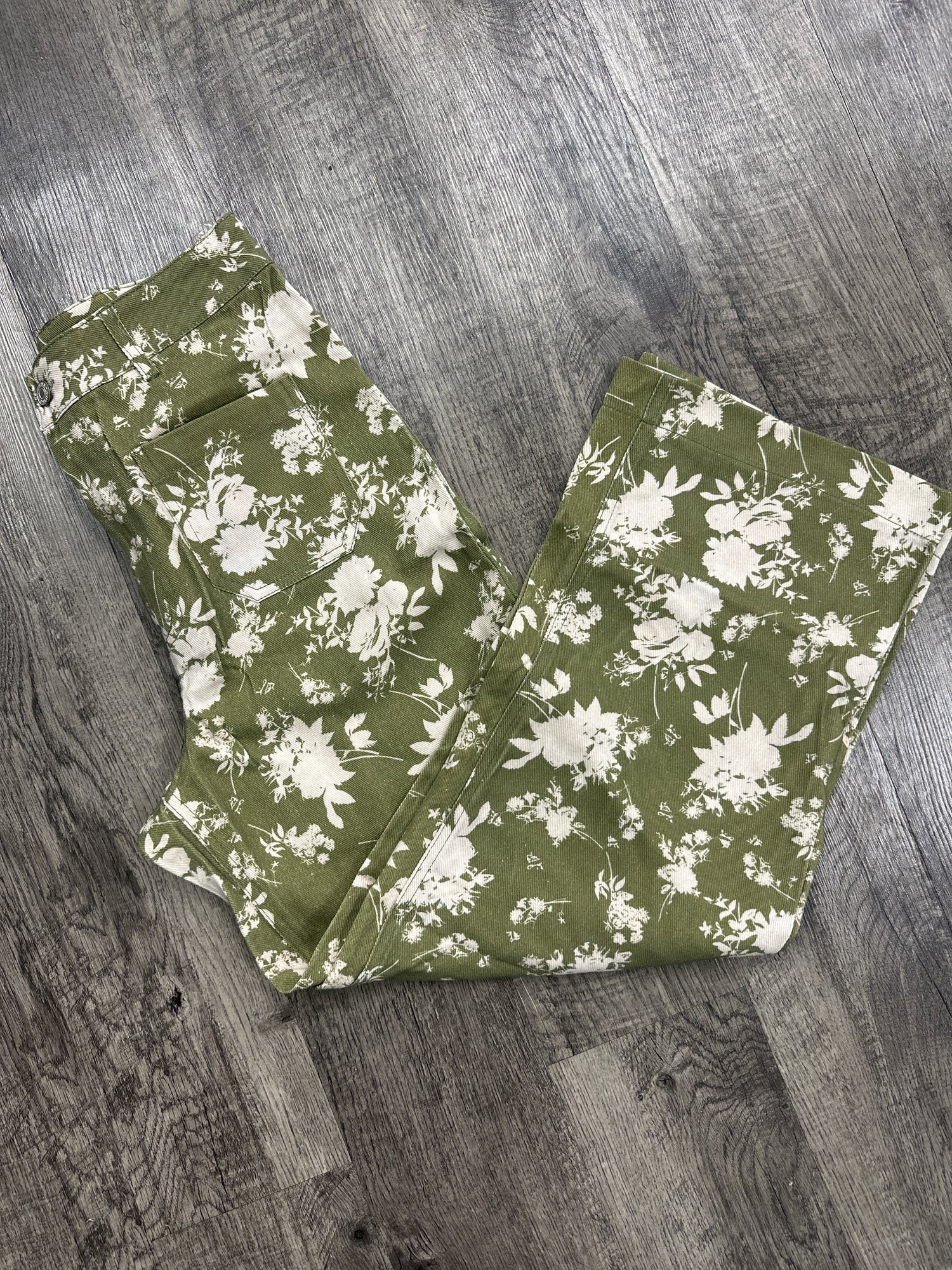 ENTRO Floral Pant In Olive