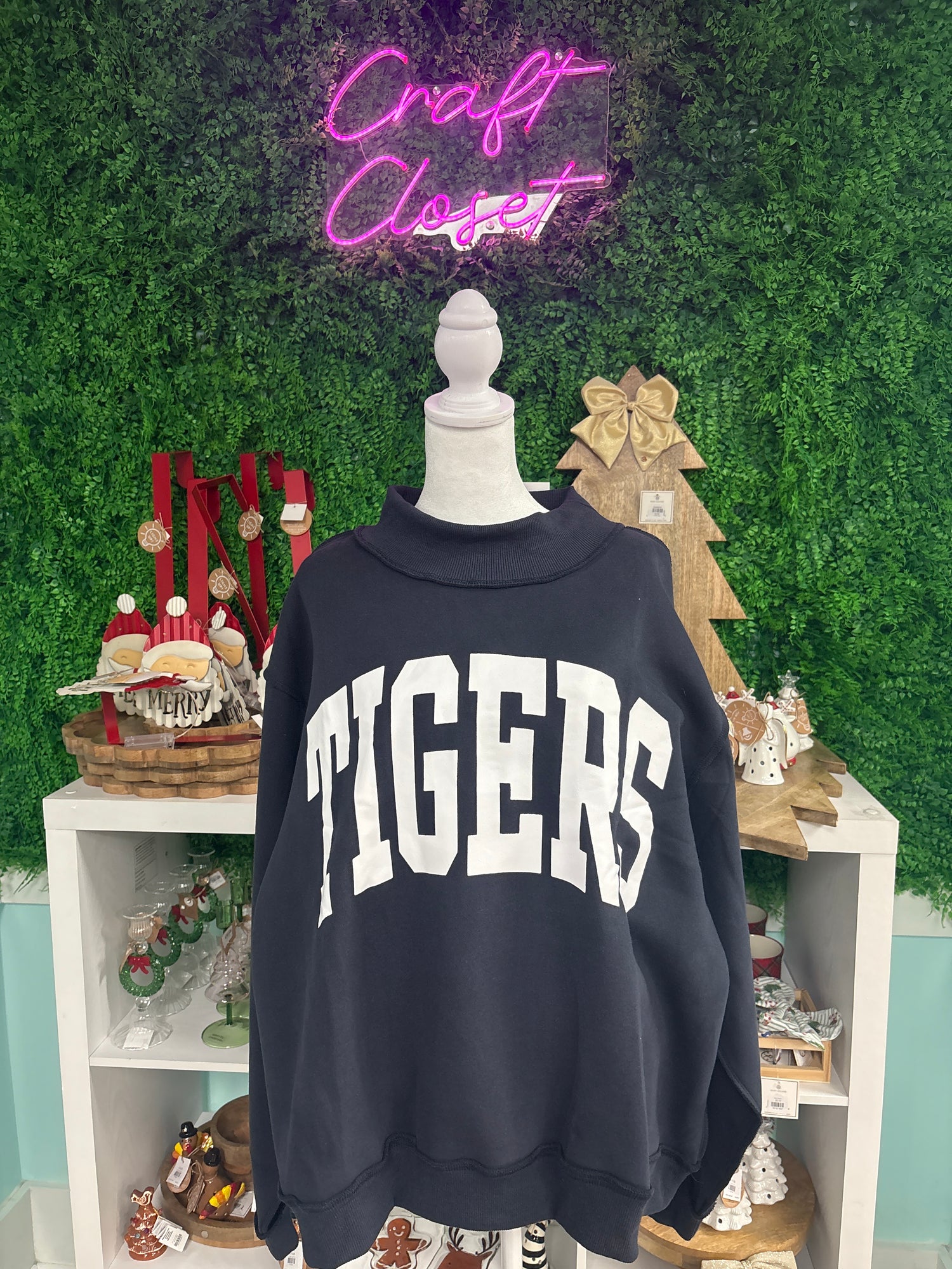 Bucketlist-  Reversible War Damn / Tigers Sweatshirt In Navy
