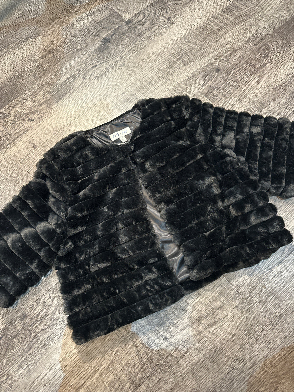 She + Sky Half Sleeve Faux Fur Crop Jacket In Black