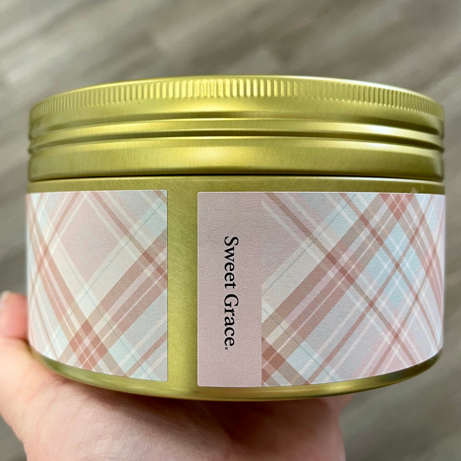 Holiday 3 Wick Tin - Bridgewater