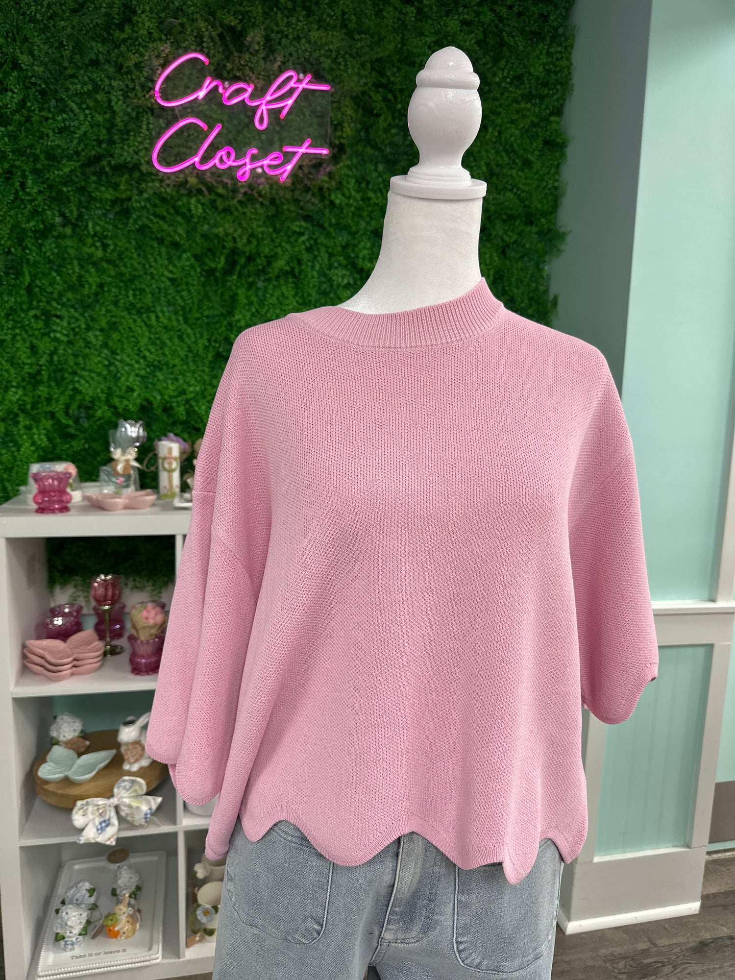 ENTRO Solid Scalloped Bottom Sweater In Pink *FINAL SALE*