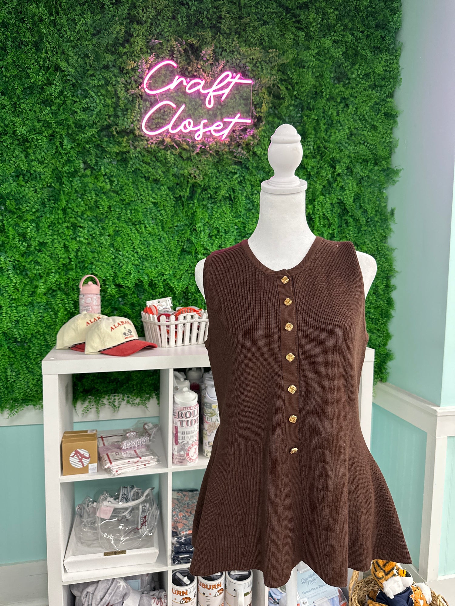 ENTRO Solid Button Front Peplum Top In Brown