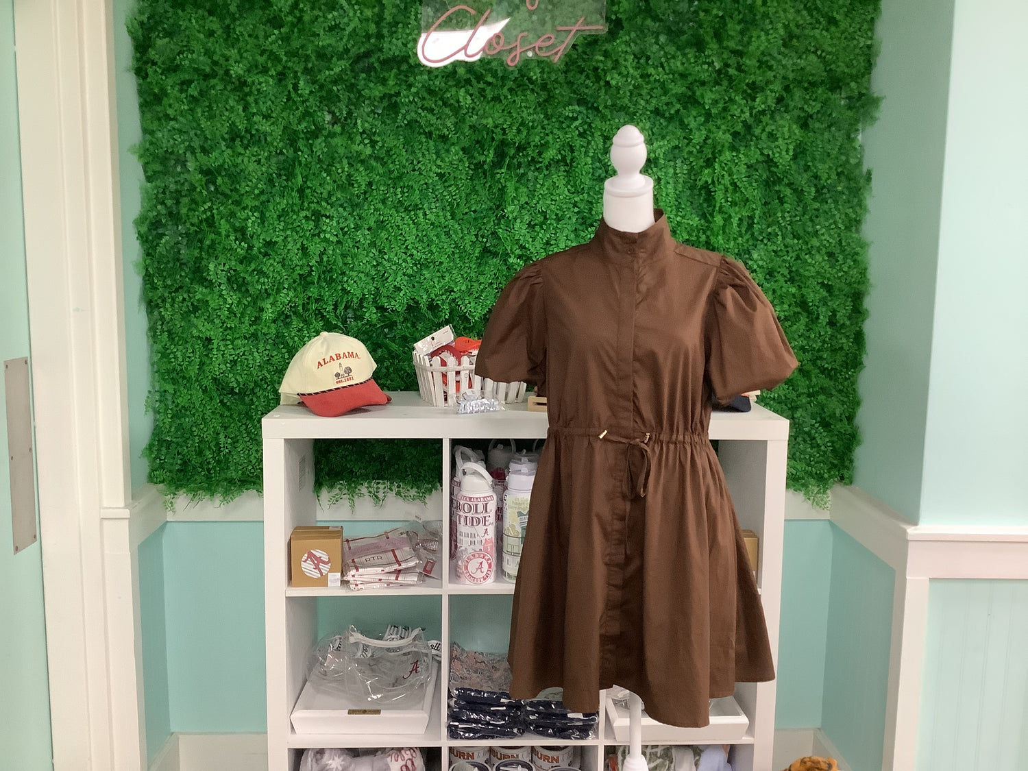 ENTRO Dress In Brown