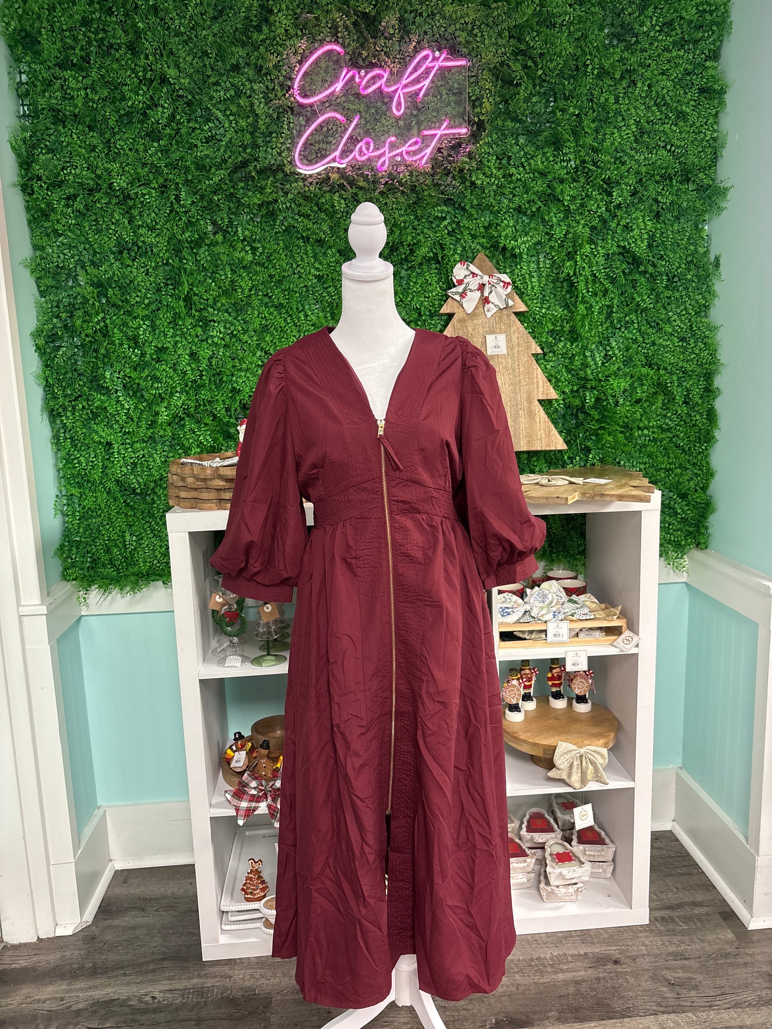 Entro Solid 3/4 Sleeve Midi Dress With Smocked Waistband In Garnet