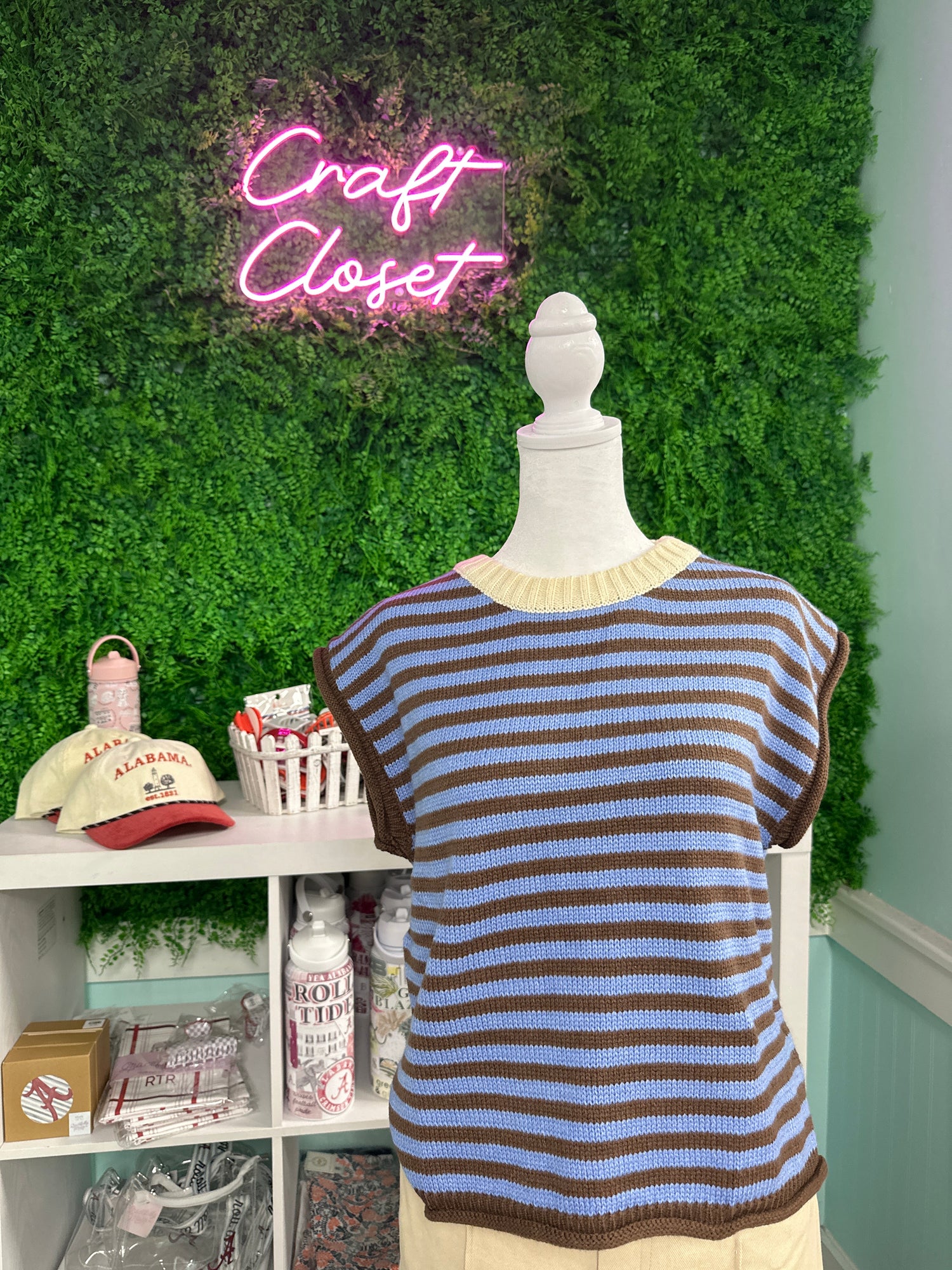 ENTRO Striped Round Neck Top In Brown Blue