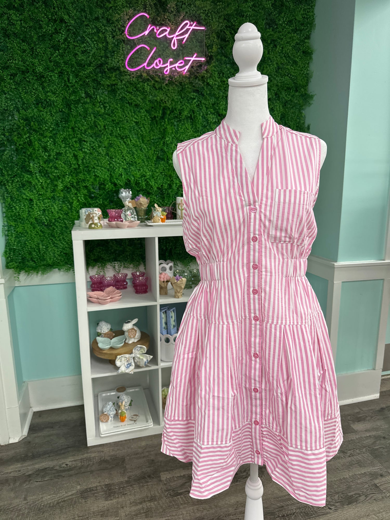 ENTRO Striped Sleeveless Mini Dress In Pink