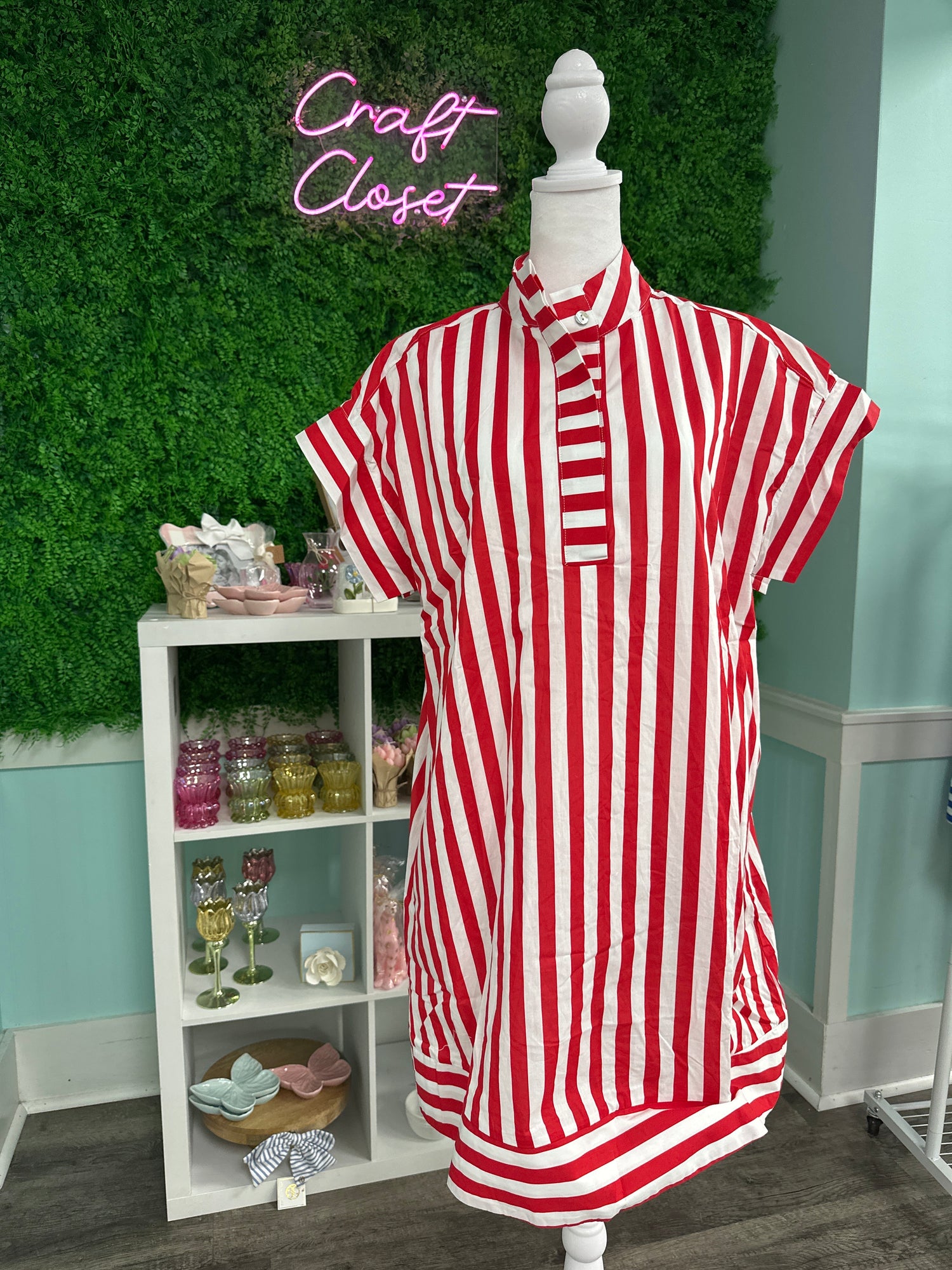 Entro Striped Cap Sleeve Mini Dress In Red