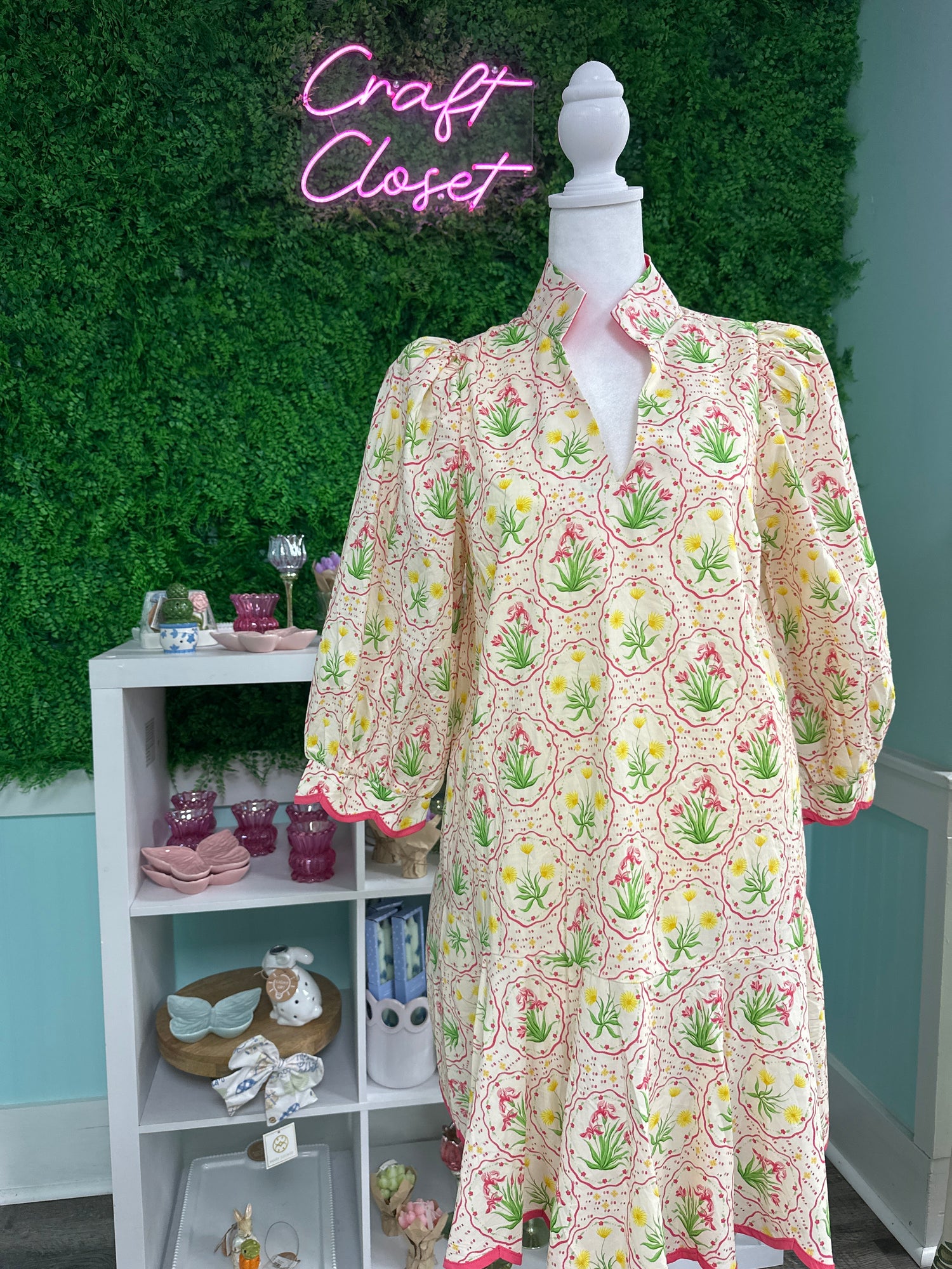 ENTRO Floral 3/4 Sleeve Mini Dress In Pink