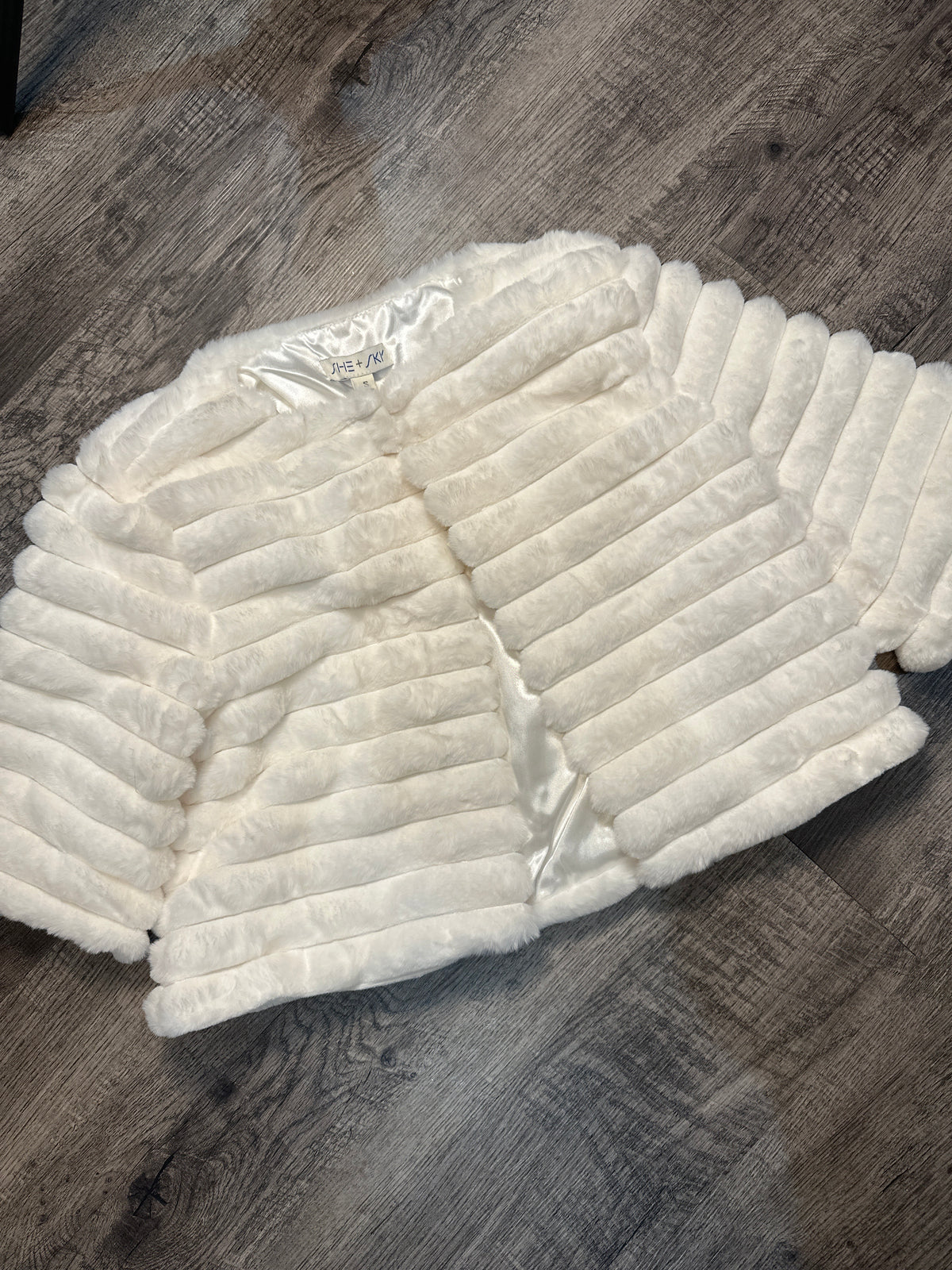 She + Sky Half Sleeve Faux Fur Crop Jacket In Off White
