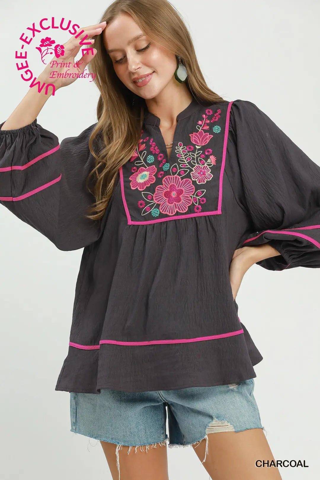 UMGEE Floral Embroidered Split Neck Babydoll Top In Charcoal