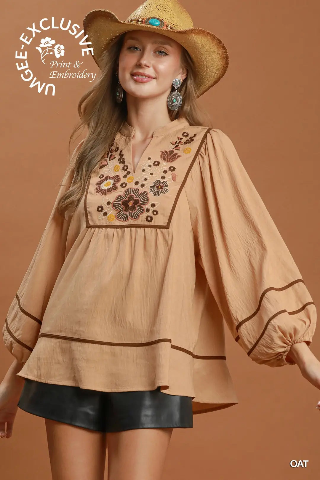 UMGEE Floral Embroidered Split Neck Babydoll Top In Oat