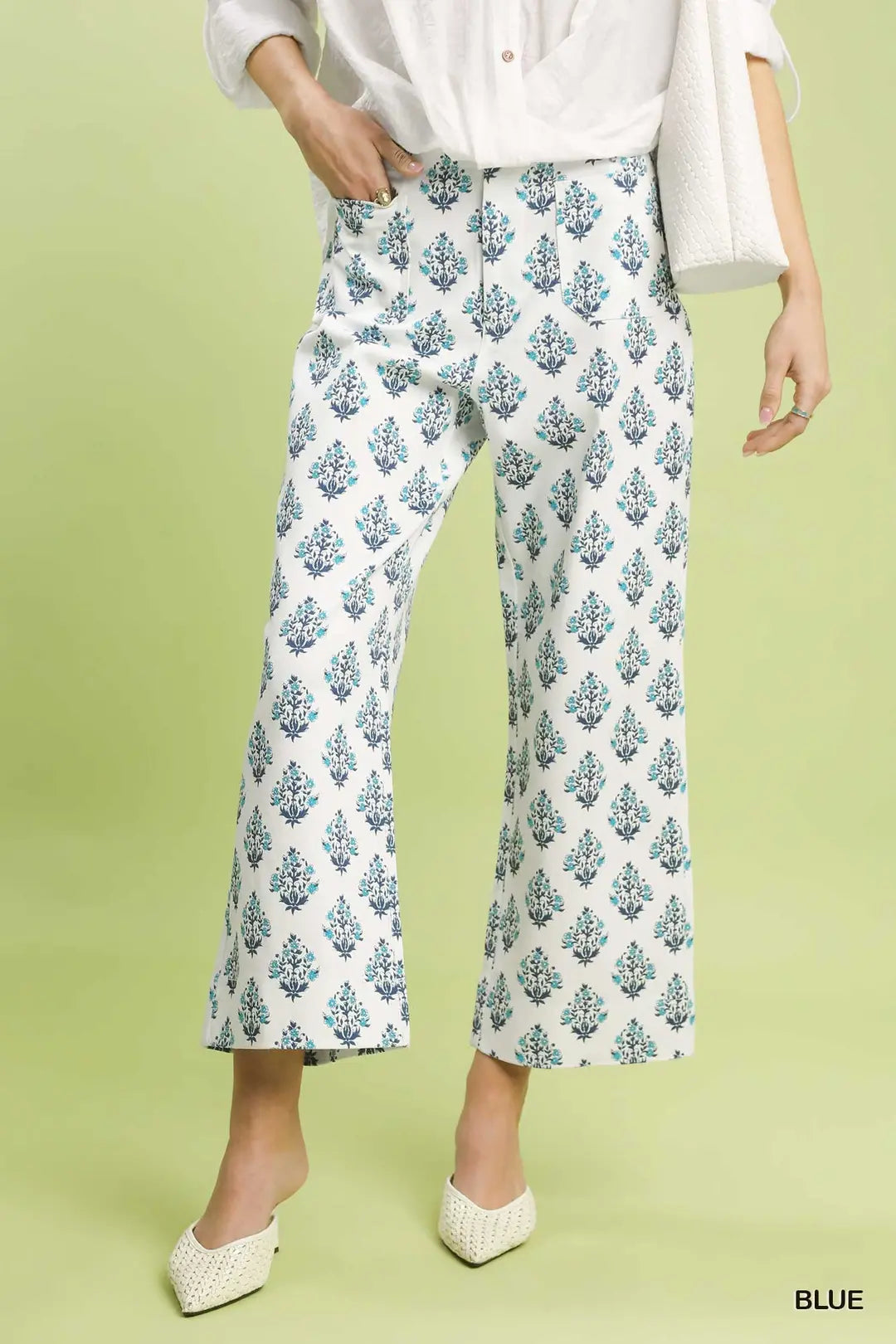 UMGEE Printed Wide Leg Crop Pants In Blue