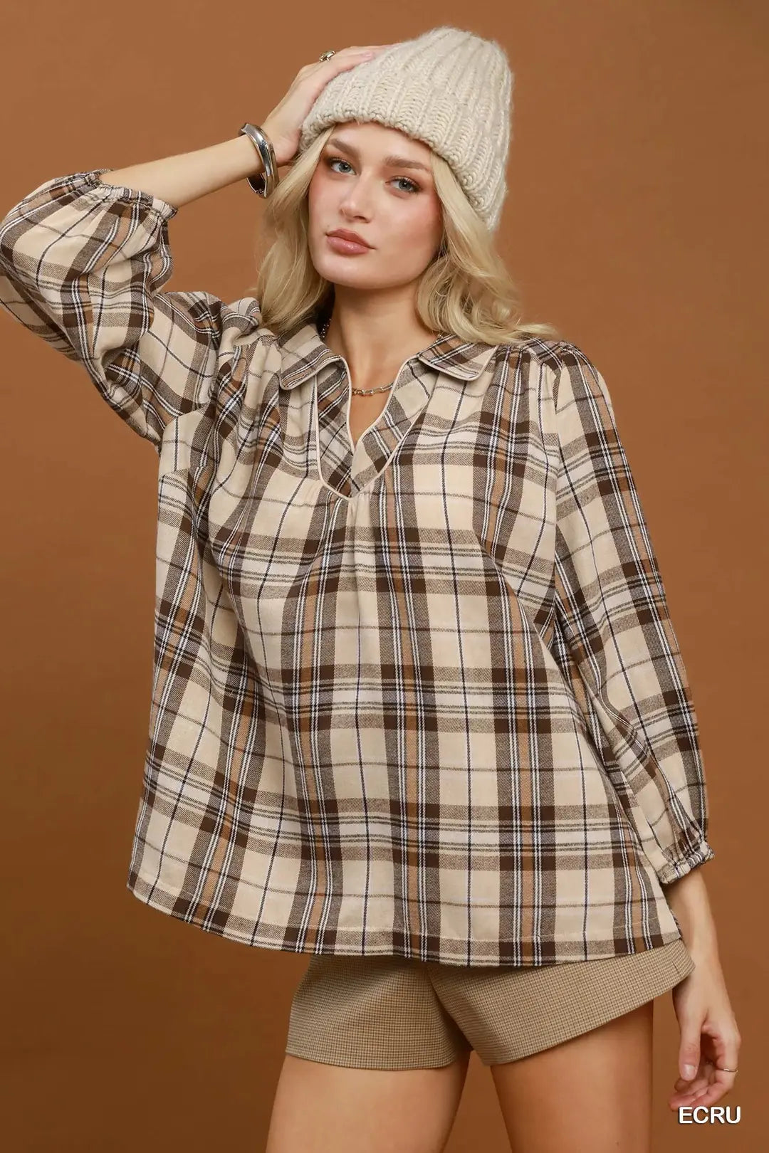 UMGEE Plaid Split Neck Top With Puff Sleeves In Ecru