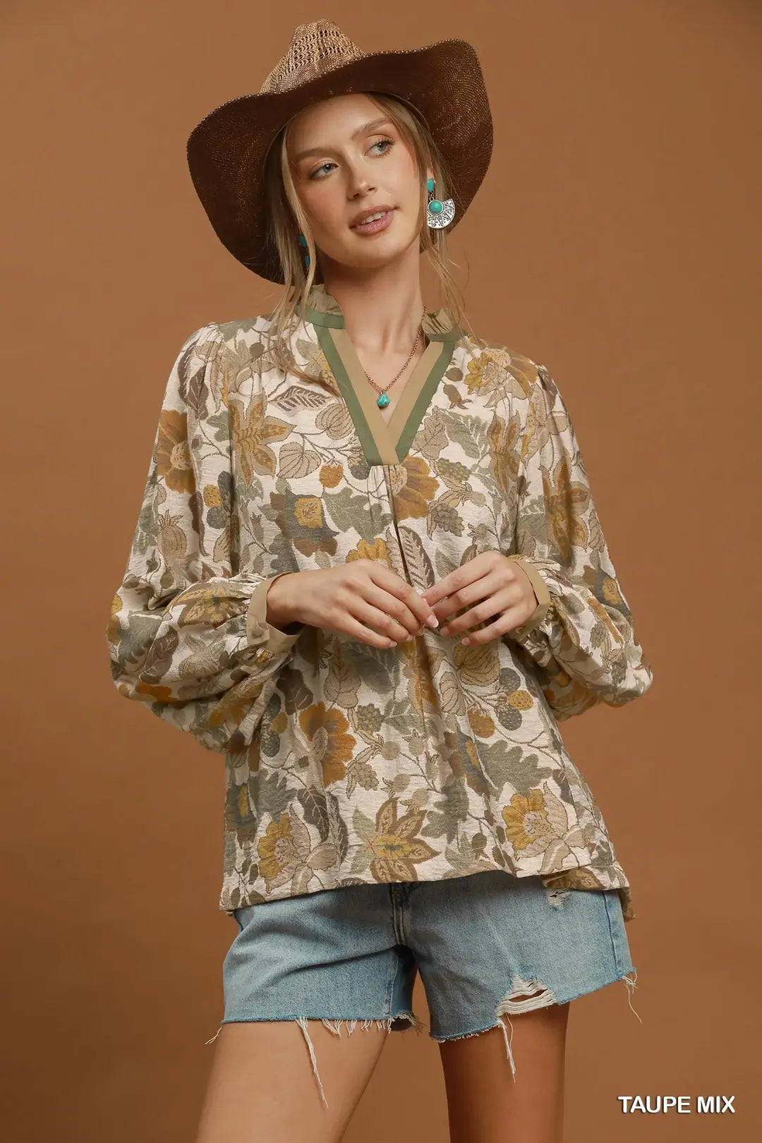 UMGEE Floral Contrast Trim Long Sleeve Top In Taupe Mix