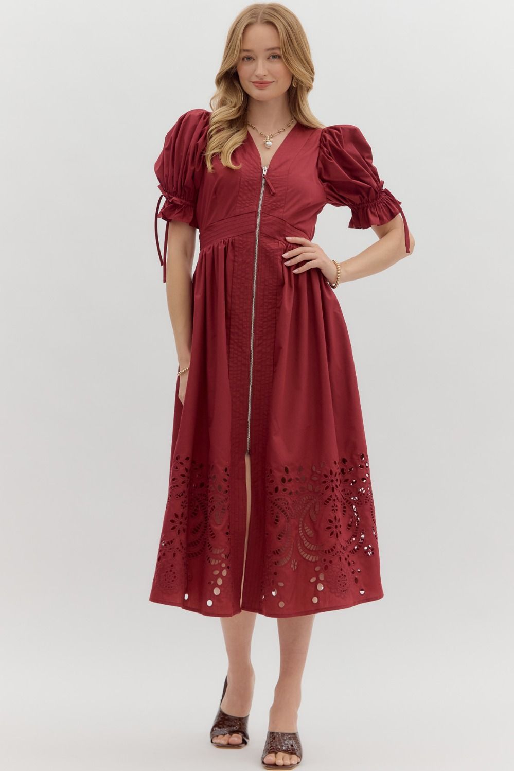 ENTRO Solid Midi Dress With Embroidered Hem In Garnet