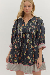 ENTRO Floral 3/4 Sleeve Contrast Trim Mini Dress In Black