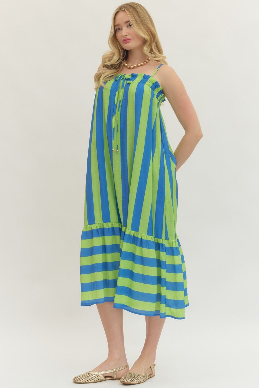 ENTRO Striped Print Sleeveless Midi Dress In Lime