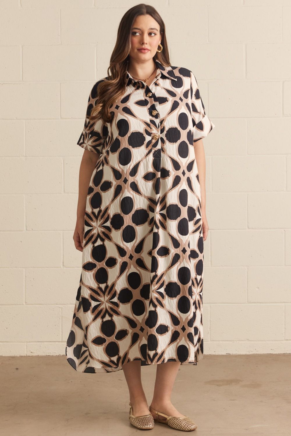 ENTRO Printed Midi Shirt Dress In Black PLUS Sizes