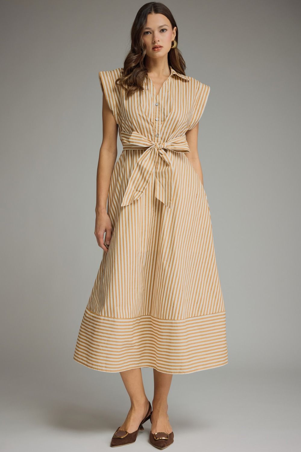 ENTRO Striped Cap Sleeve Midi Dress In Tan