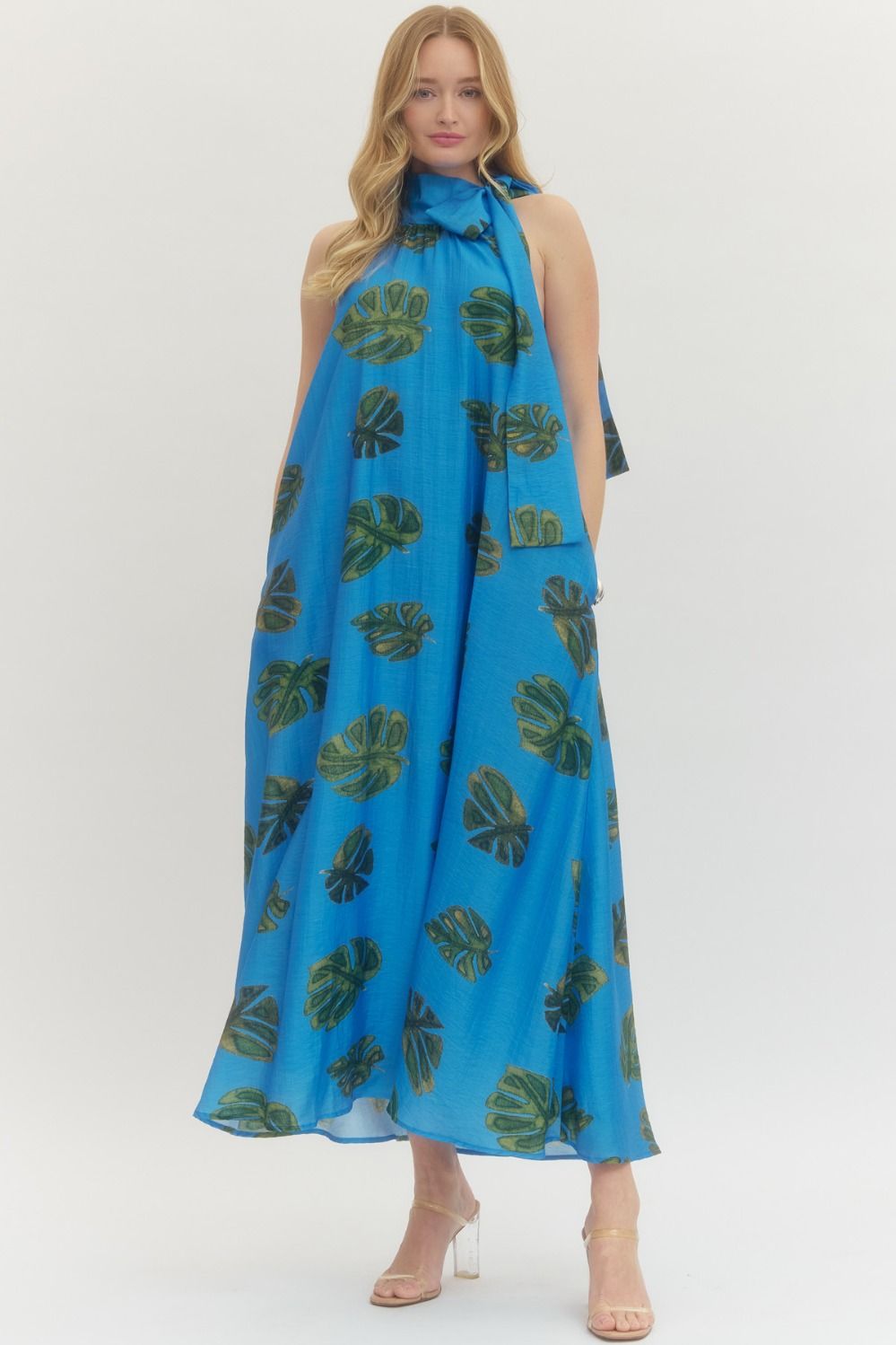 ENTRO Leaf Print Halter Neck Maxi Dress In Sky