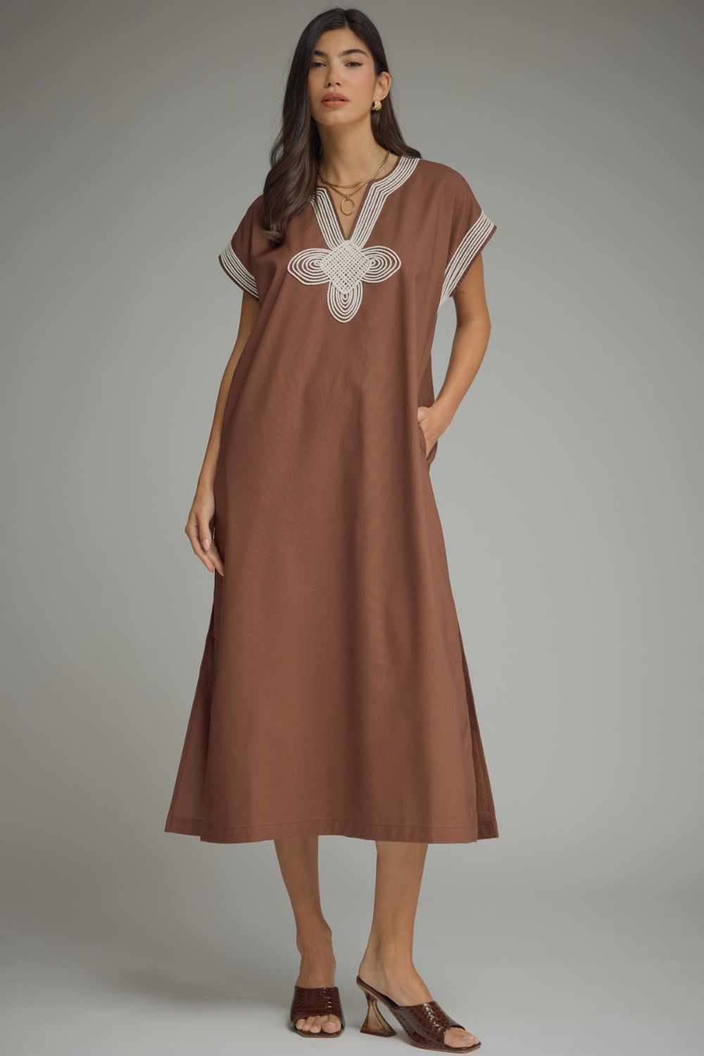 ENTRO Short Sleeve Midi Dress With Applique Trim In Brown