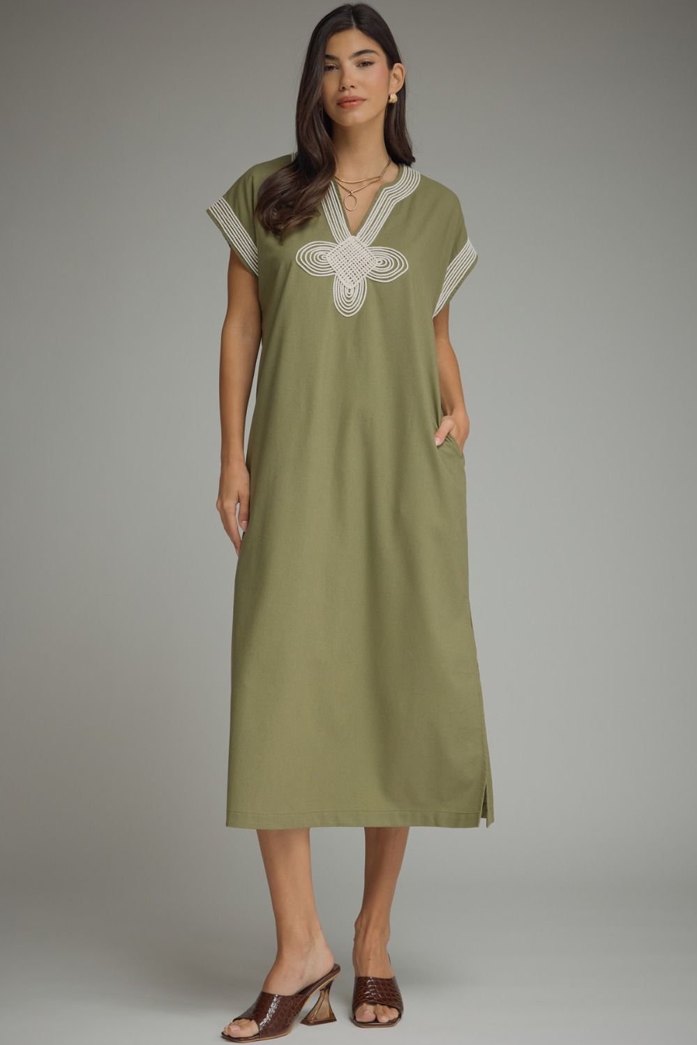 ENTRO Short Sleeve Midi Dress With Applique Trim In Olive