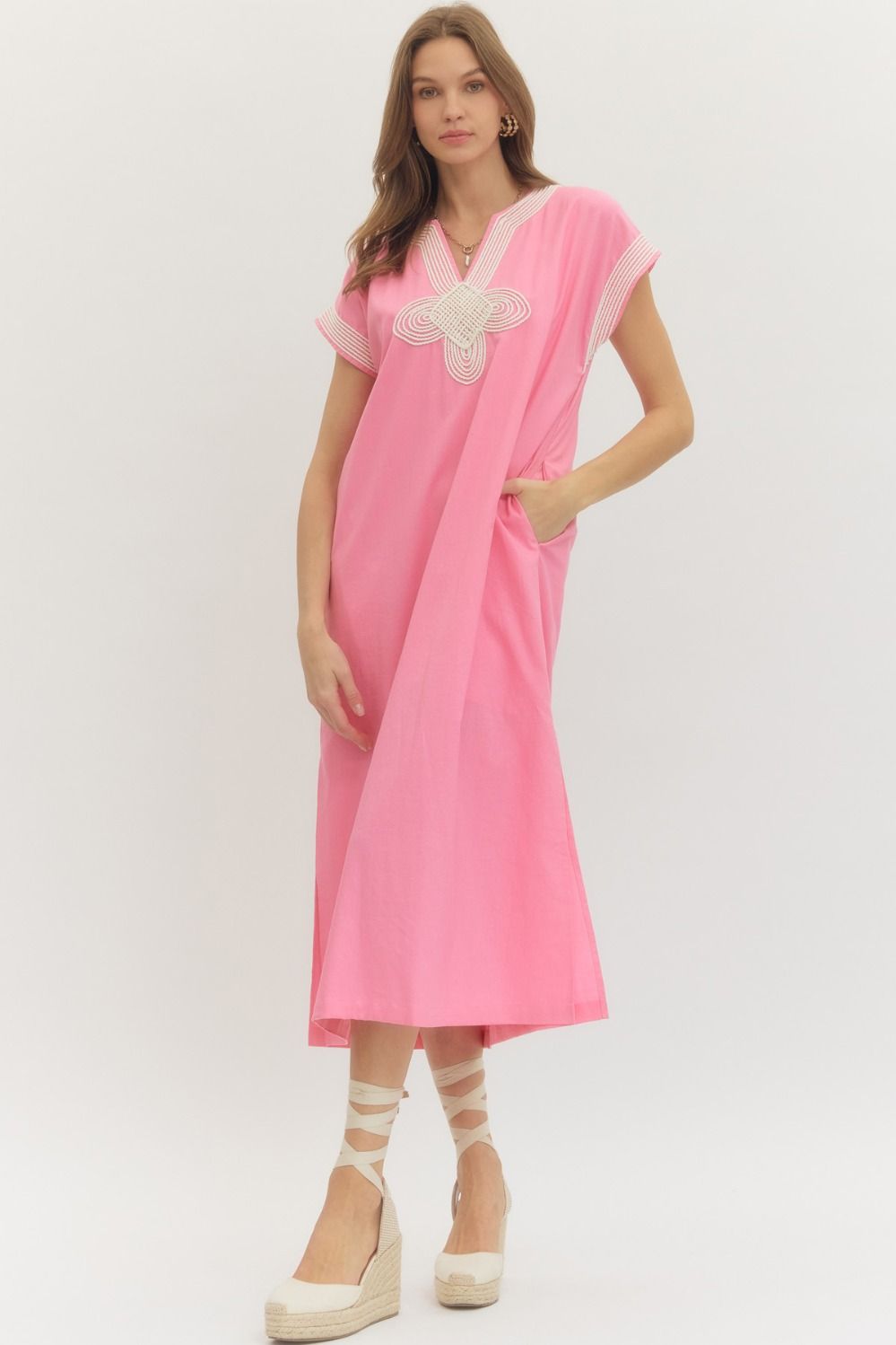 ENTRO Front Embroidery Midi Dress In Pink