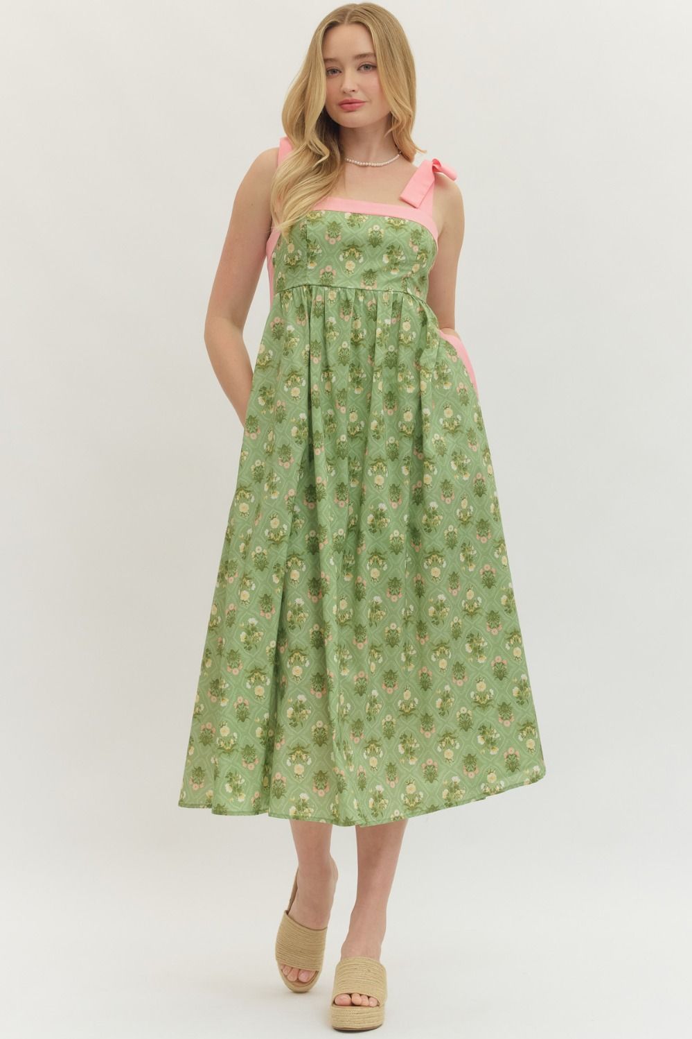 ENTRO Botanical Print Sleeveless Midi Dress In Matcha