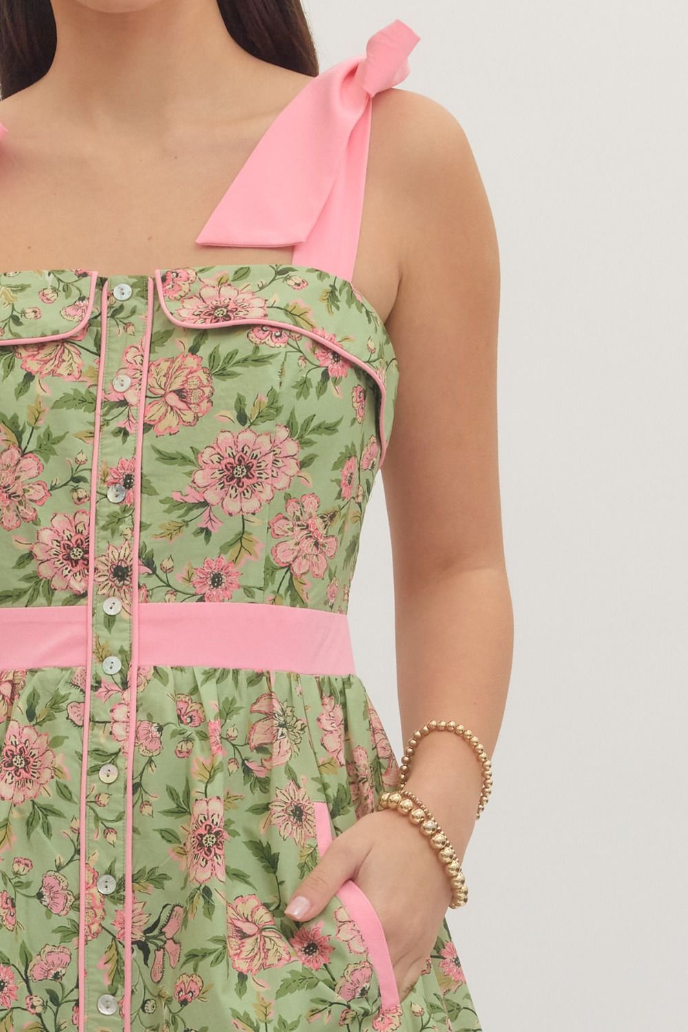 ENTRO Botanical Print Sleeveless Midi Dress With Tie Shoulders In Matcha