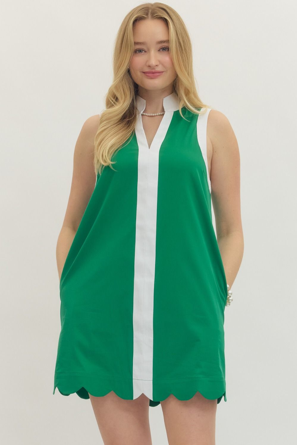 ENTRO Solid Scalloped Hem Dress In Green *COMING SOON*