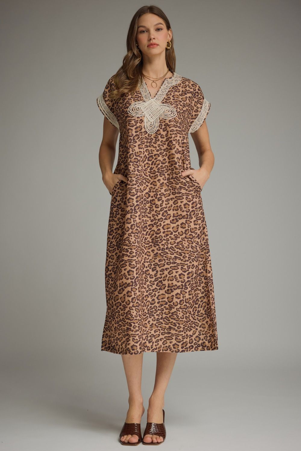 ENTRO Leopard Print Short Sleeve Midi Dress *COMING SOON*