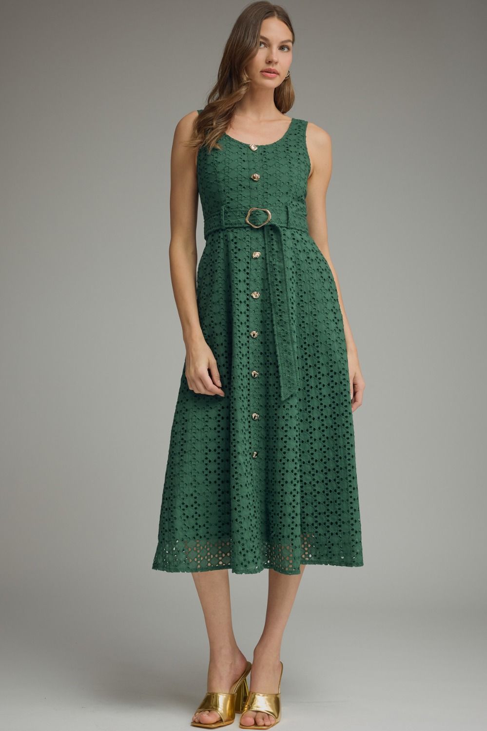 ENTRO Solid Sleeveless Eyelet Midi Dress With Belt In Hunter Green
