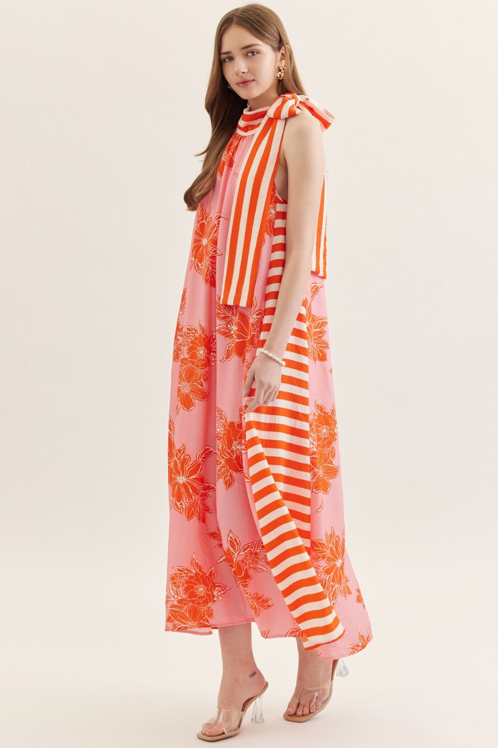 ENTRO Botanical Print Sleeveless Midi Dress With Tie Neck In Pink