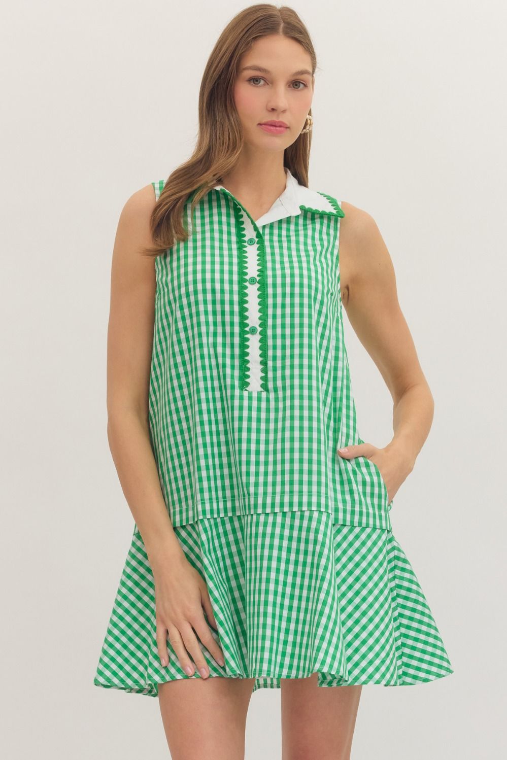 ENTRO Gingham Sleeveless Mini Dress In Green
