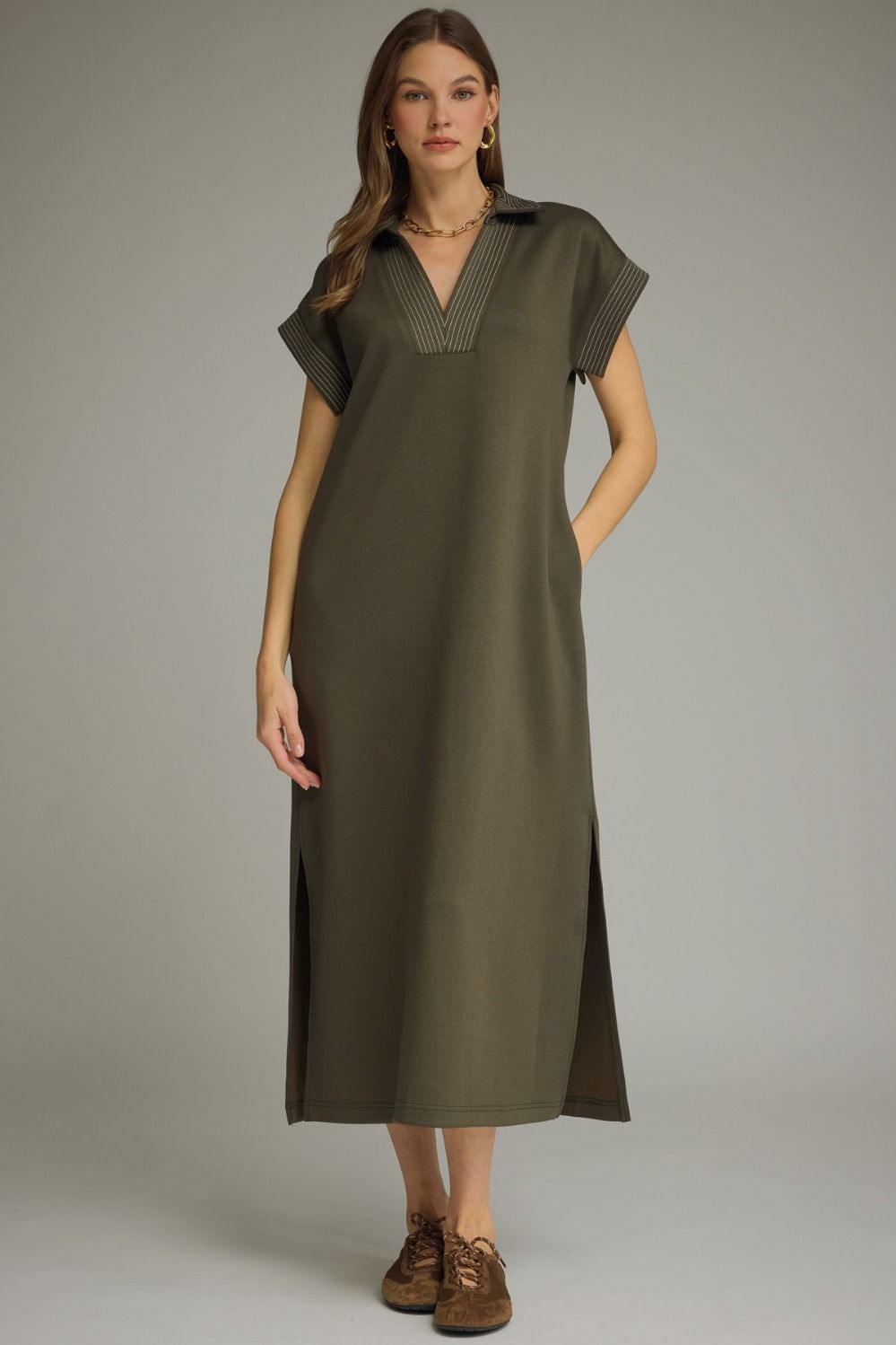 ENTRO Solid Collared Midi Dress In Olive