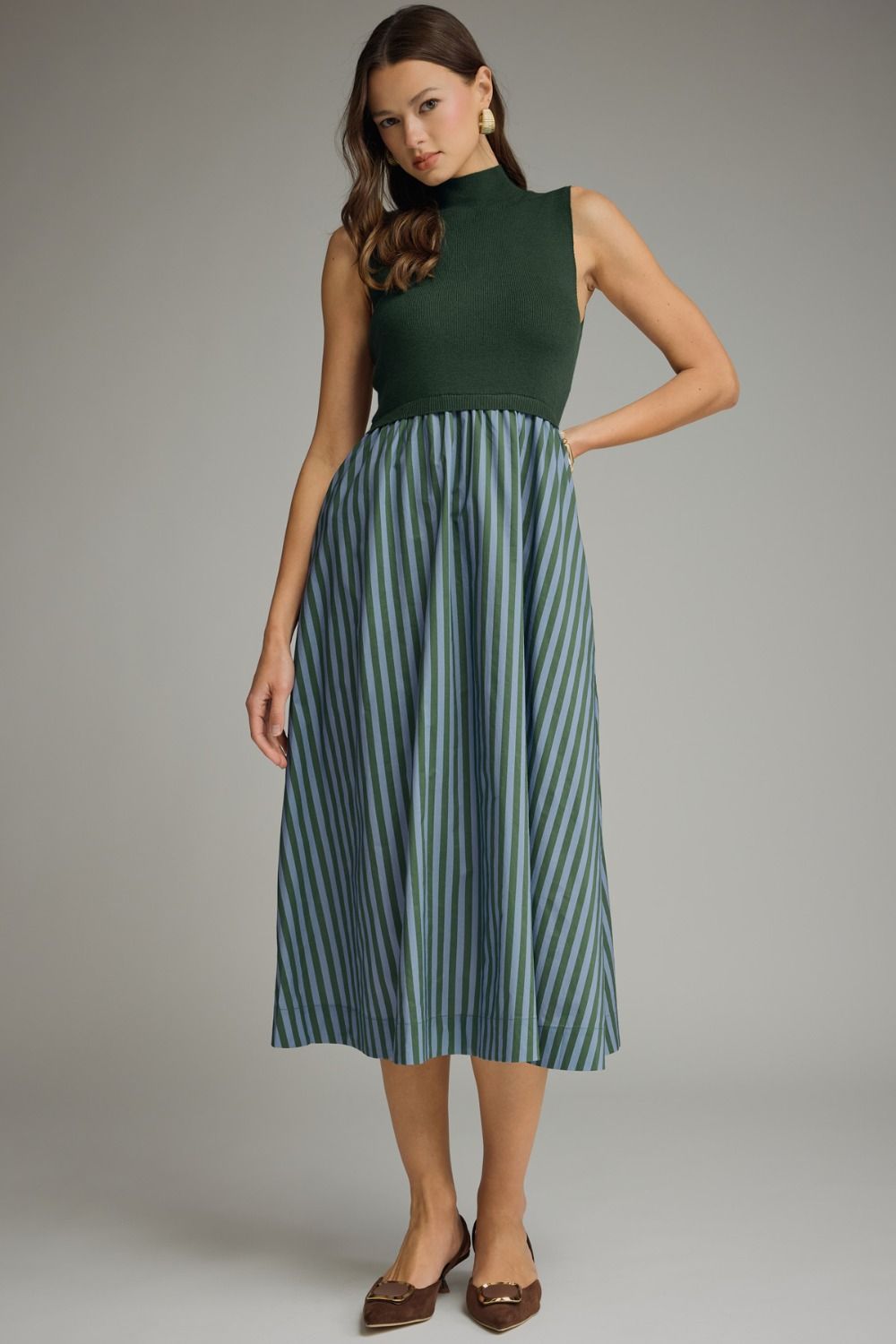 ENTRO Mock Neck Sleeveless Midi Dress With Stripes In Hunter Green