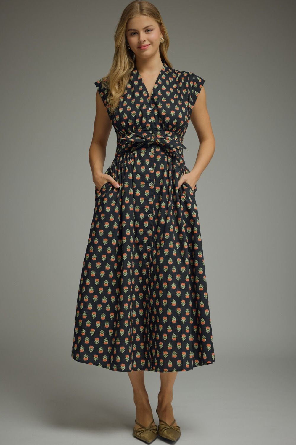 ENTRO Geo Print Sleeveless Midi Dress In Black
